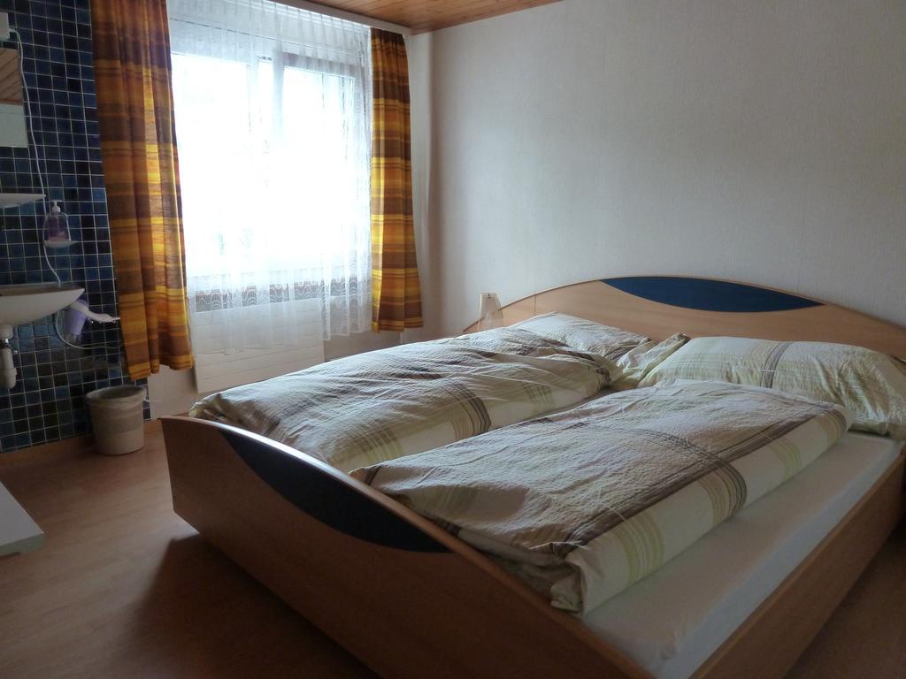Backpackers Gasthaus Post Willisau Kamer foto
