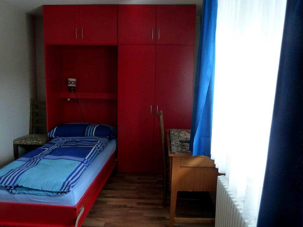 Backpackers Gasthaus Post Willisau Kamer foto